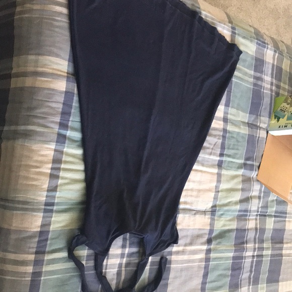 Women’s halter built in bra top dress - Picture 3 of 6